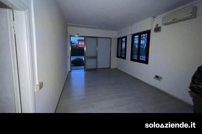 Affitto Immobili uso ufficio - ambulatorio LOCALE IN AFFITTO IN VIA SAN MARCO, 119 a Sant'Angelo di Piove di Sacco (PD)